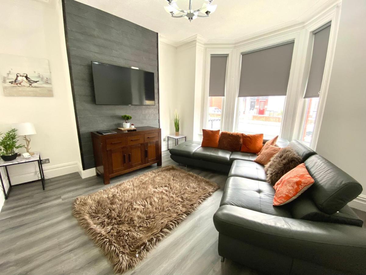Warley House 4 Bed -Blackpool North -Family House Extérieur photo